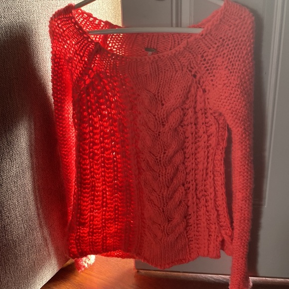 Free People Soft Cozy Chunky Knit Dream Cable Crewneck Sweater small - Picture 3 of 4